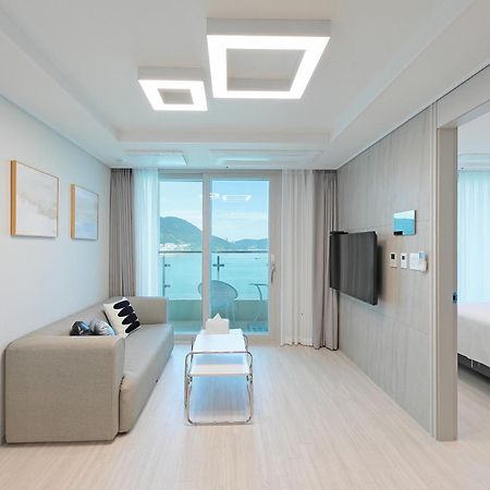 Elmomento Songdo Apartment Busan Exterior photo
