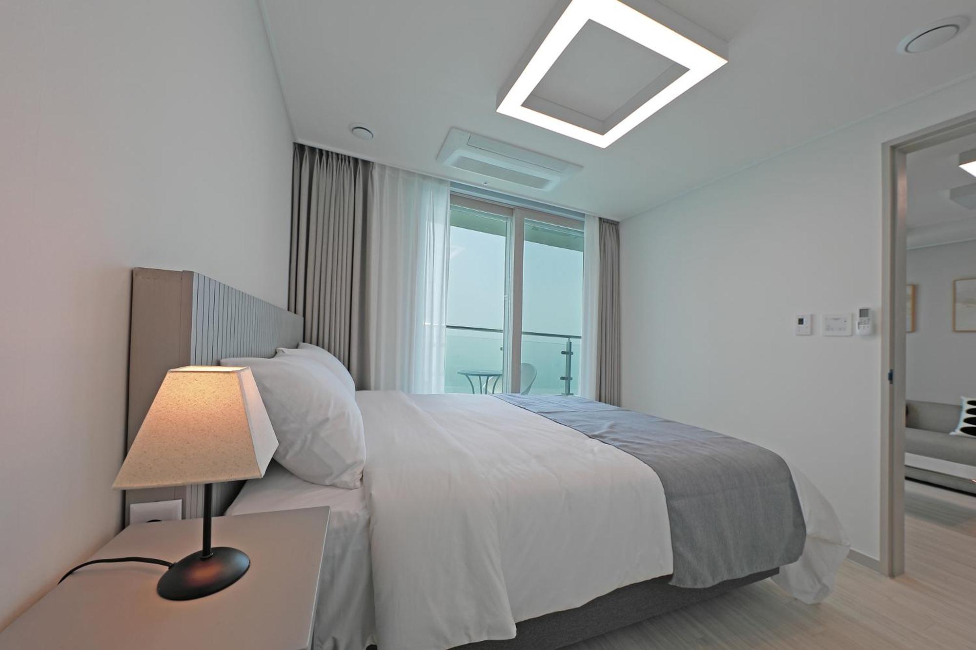 Elmomento Songdo Apartment Busan Exterior photo