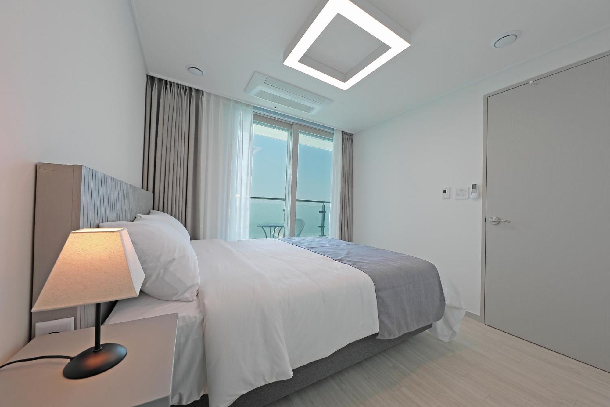 Elmomento Songdo Apartment Busan Exterior photo