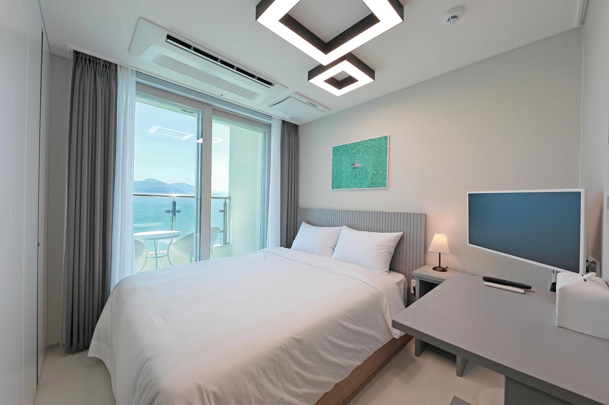 Elmomento Songdo Apartment Busan Exterior photo