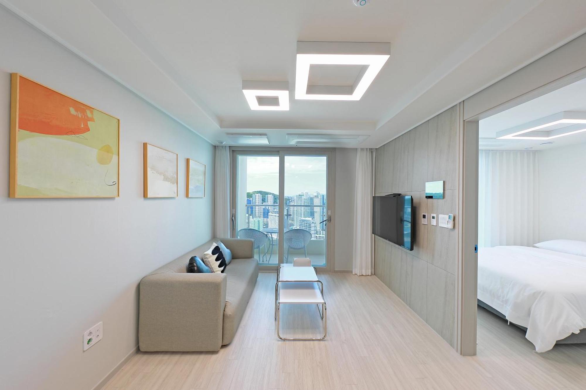 Elmomento Songdo Apartment Busan Exterior photo