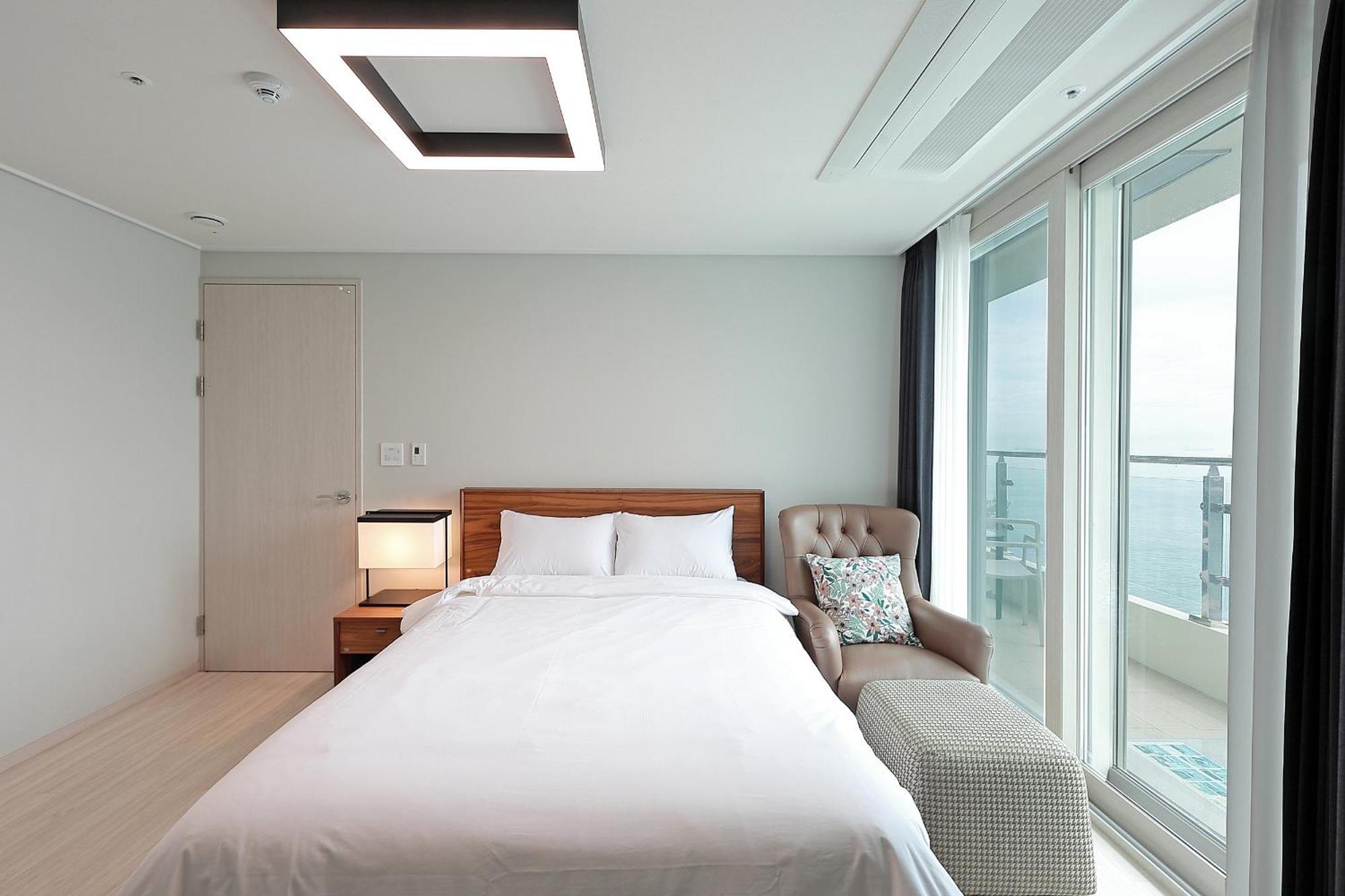 Elmomento Songdo Apartment Busan Exterior photo