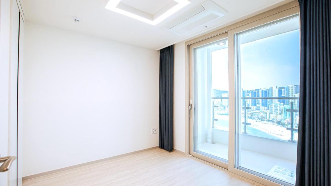 Elmomento Songdo Apartment Busan Exterior photo